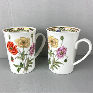 Otagiri Mugs Set of 2 Straight Sided Coffee Cups with Three Flower Pattern 6 oz